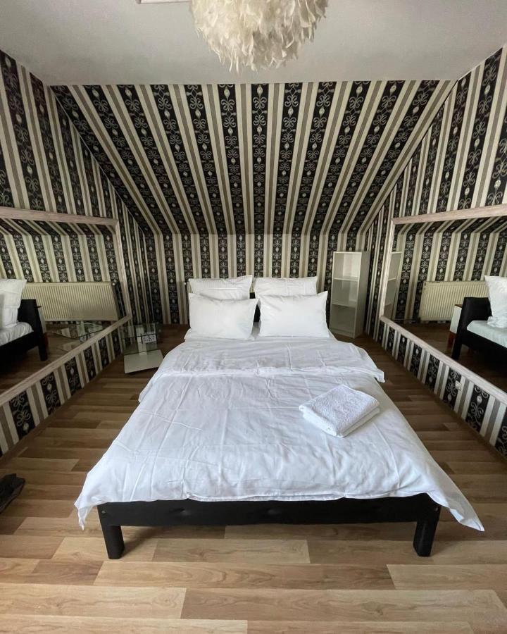 Casa Rania Hotel ซีบิว ภายนอก รูปภาพ